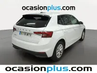 Usado Skoda Fabia Selection 95 CV (69 kW) 2025 Blanco Berlina