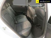 Usado Kia Ceed 136 CV (100 kW) 2021 Blanco Utilitario