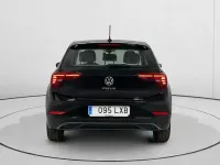 Usado VW Polo Life 95 CV (69 kW) 2022 Negro Utilitario