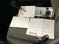 Usado Peugeot 208 Allure 102 CV (75 kW) 2020 Blanco Utilitario