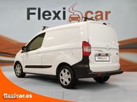 Usado Ford Tourneo Courier Ambiente 75 CV (55 kW) 2018 Blanco Monovolumen
