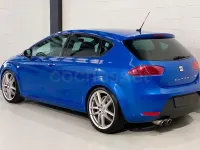 Usado Seat Leon CUPRA 265 CV (194 kW) 2012 Azul Berlina