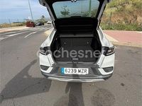Begagnad Renault Arkana Techno 145 HK (106 kW) 2025 Vit SUV