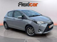 Usado Toyota Yaris Active 69 CV (50 kW) 2019 Gris Utilitario