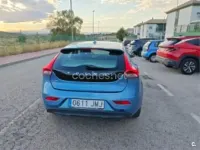 Usado Volvo V40 Kinetic 120 CV (88 kW) 2016 Azul Berlina