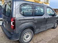 Usado Peugeot Rifter Allure 100 CV (73 kW) 2024 Negro Monovolumen