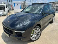 Usado Porsche Cayenne S E-Hybrid 416 CV (305 kW) 2016 Negro SUV