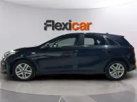 Usado Kia Ceed 120 CV (88 kW) 2021 Azul Utilitario