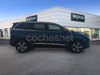Usado Peugeot 5008 Allure 130 CV (95 kW) 2023 Azul Monovolumen