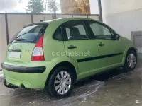 Usado Citroën C3 61 CV (44 kW) 2006 Verde Berlina