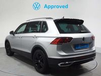 Usado VW Tiguan Life 150 CV (110 kW) 2023 Gris SUV