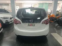 Usado Opel Meriva Selective 120 CV (88 kW) 2015 Blanco Monovolumen