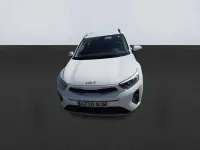 Usado Kia Stonic 84 CV (61 kW) 2023 Blanco SUV