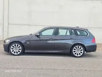 Begagnad BMW 330 231 HK (169 kW) 2007 Grå Kombi