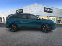 Usado Peugeot 5008 Allure 136 HP (100 kW) 2025 Azul SUV