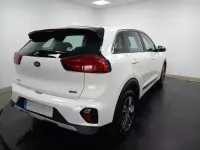 Usado Kia Niro 141 CV (103 kW) 2021 Blanco SUV