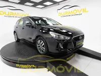 Usado Hyundai i30 110 CV (80 kW) 2017 Negro Familiar