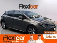 Usado Toyota Corolla Active 122 CV (89 kW) 2022 Verde Berlina