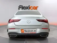Usado Mercedes CLA220 190 CV (139 kW) 2024 Gris Coupe