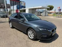 Usado Seat Leon ST Style 116 CV (85 kW) 2022 Gris Familiar