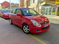 Usado Suzuki Swift GL 102 CV (75 kW) 2005 Rojo Utilitario