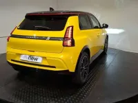 Usado Renault 5 E-Tech Iconic 110 kW (150 CV) 2026 Amarillo Berlina