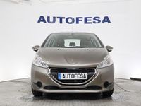Usado Peugeot 208 Active 82 CV (60 kW) 2014 Plateado Utilitario