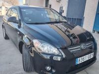 Używany Kia Ceed Active 116 KM (85 kW) 2008 Czarny Hatchback