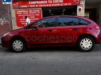 Usado Citroën C4 110 CV (80 kW) 2007 Granate Berlina