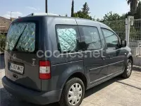 Usado VW Caddy 105 CV (77 kW) 2009 Gris / plata Monovolumen