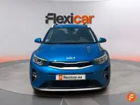 Usado Kia Stonic 100 CV (73 kW) 2023 Azul SUV