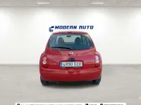 Usado Nissan Micra Acenta 80 CV (58 kW) 2008 Rojo Utilitario