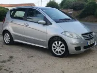 Usado Mercedes A180 Avantgarde 109 CV (80 kW) 2008 Gris / plata Monovolumen