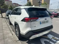 Usado Toyota RAV4 Hybrid Advance 218 CV (160 kW) 2019 Blanco SUV