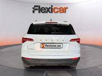 Usado Skoda Karoq Ambition 116 CV (85 kW) 2023 Blanco SUV