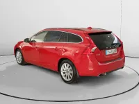 Usado Volvo V60 Momentum 190 CV (139 kW) 2016 Rojo Familiar