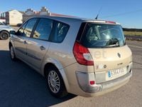 Usado Renault Grand Scénic II Privilege 165 CV (121 kW) 2007 Beige Monovolumen