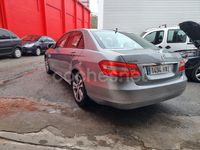 Usado Mercedes E220 Avantgarde 170 CV (125 kW) 2009 Beige Berlina