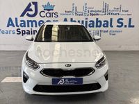 Usado Kia Ceed 100 CV (73 kW) 2021 Blanco Utilitario