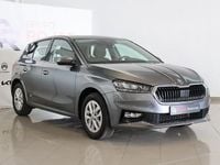 Usado Skoda Fabia Ambition 80 CV (58 kW) 2023 Gris Utilitario