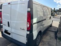 Usado Renault Trafic 115 CV (84 kW) 2011 Monovolumen
