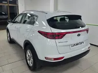 Usado Kia Sportage 132 CV (97 kW) 2019 Blanco SUV