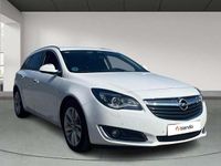 Usado Opel Insignia Selective 136 CV (100 kW) 2017 Blanco Familiar