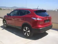 Usado Nissan Qashqai N-Connecta 163 CV (119 kW) 2016 Granate SUV