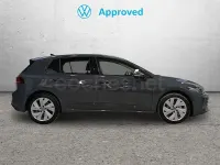 Usado VW Golf VIII 115 CV (84 kW) 2025 Gris / plata Berlina