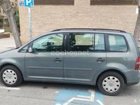 Usado VW Touran Conceptline 100 CV (73 kW) 2005 Gris / plata Monovolumen