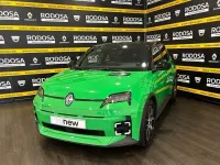 Usado Renault R5 Techno 110 kW (150 CV) 2025 Verde Utilitario