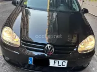 Usado VW Golf V Sportline 105 CV (77 kW) 2007 Negro Berlina