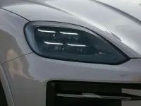 Usado Porsche Cayenne Turbo E-Hybrid 740 CV (544 kW) 2024 Gris SUV