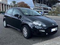Usado Fiat Punto Easy 69 CV (50 kW) 2015 Negro Utilitario